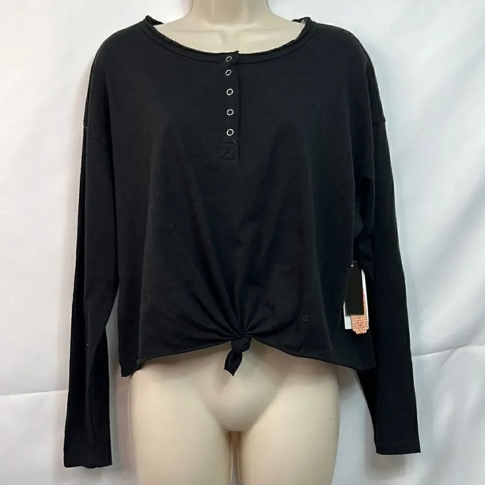 GB Black Long sleeve knit cropped top NWT size XS